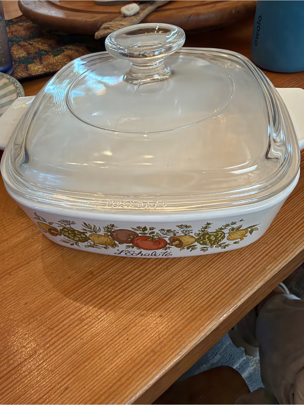Corningware L'Echalote “Spice of Life” 1 qt Casserole with clear glass lid Vinta